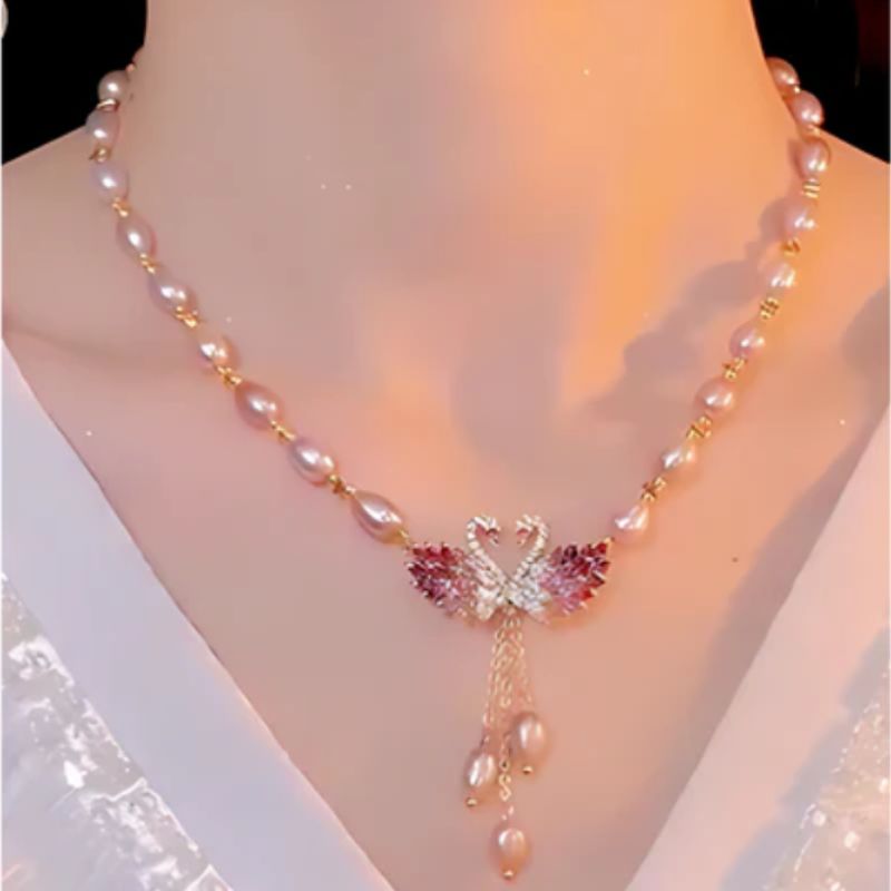 Collar Cisne Elegante